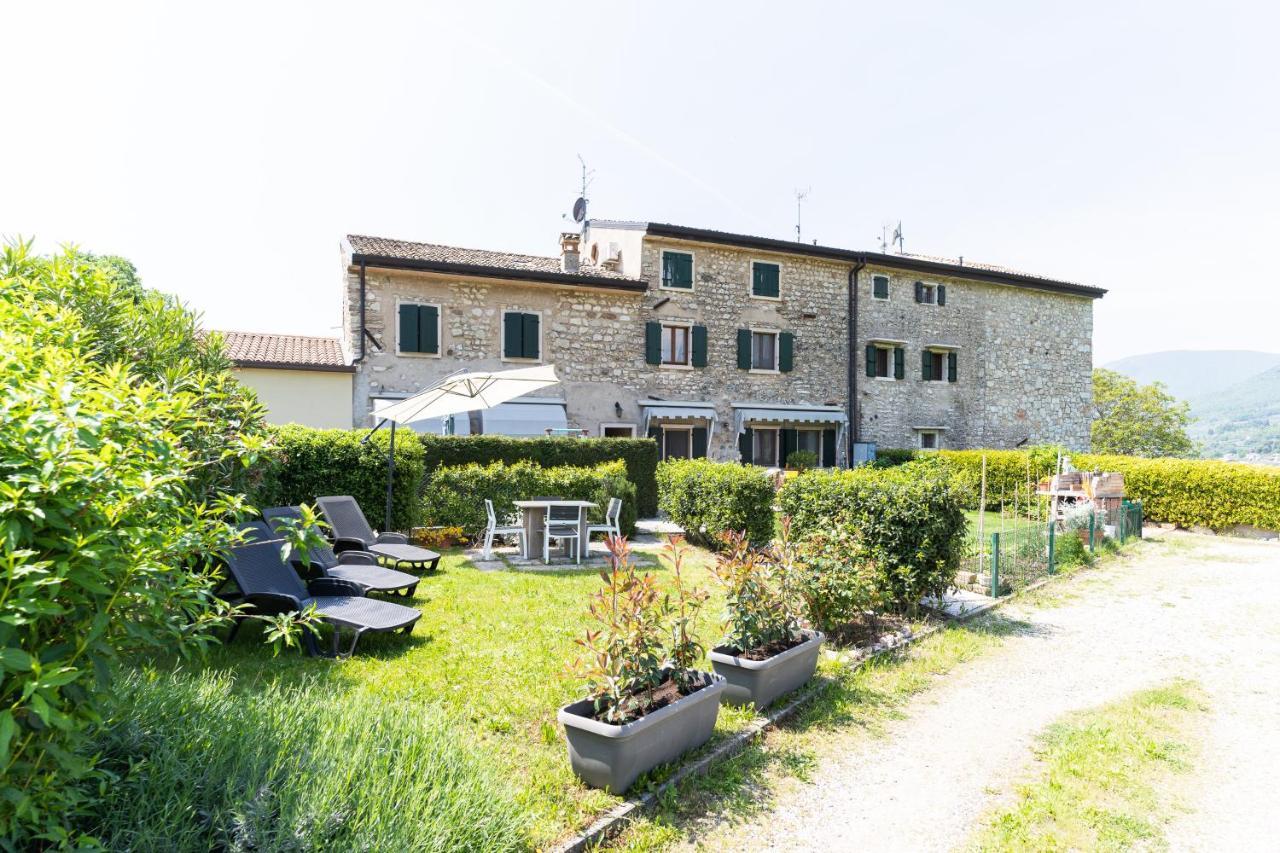 Garda Lake & Relax - Cottage On The Hill Caprino Veronese Extérieur photo